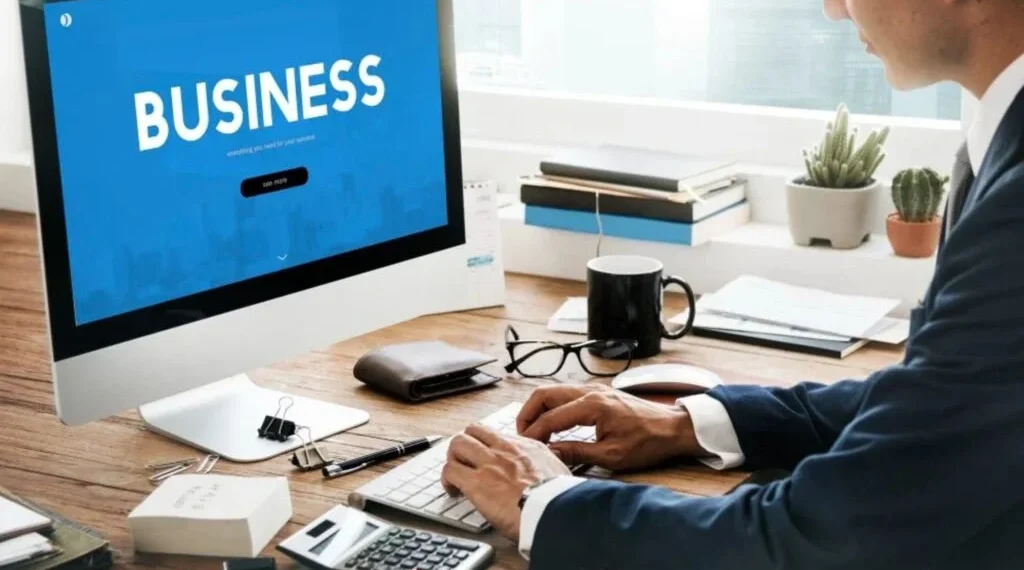 How do business evaluation services shape business decisions?