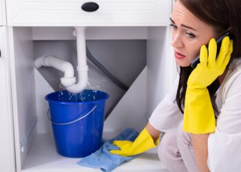 Why Every Home Needs Access To Trusted Emergency Plumbers?